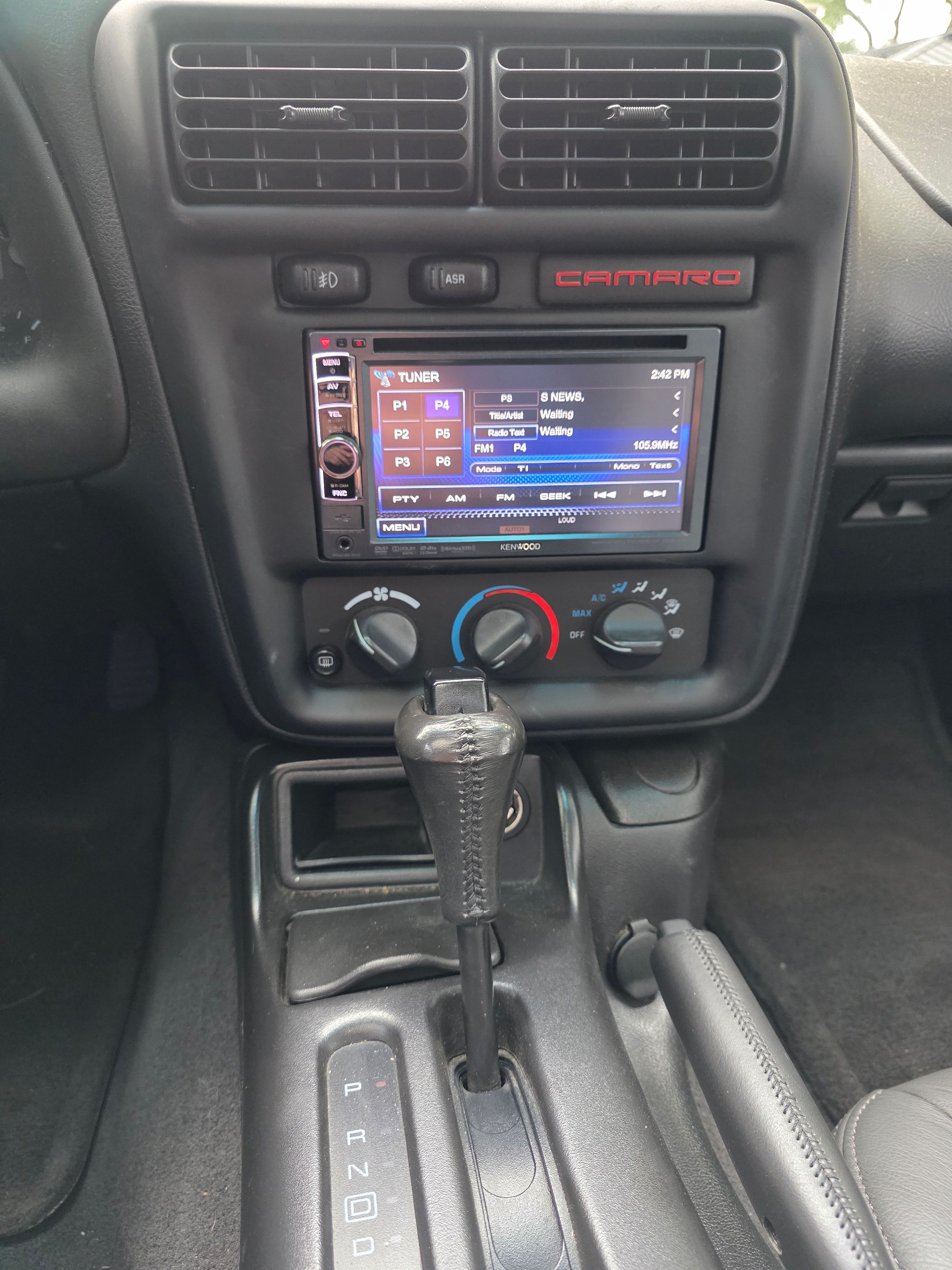 Used 2000 Chevrolet Camaro Z28 w/ SS Performance/Appearance Pkg RWD image 14