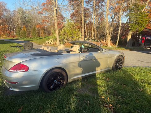 Used 2008 BMW 650i Convertible image 17
