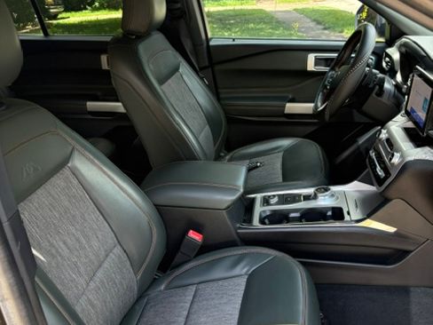 Used 2022 Ford Explorer Timberline AWD/4WD image 13