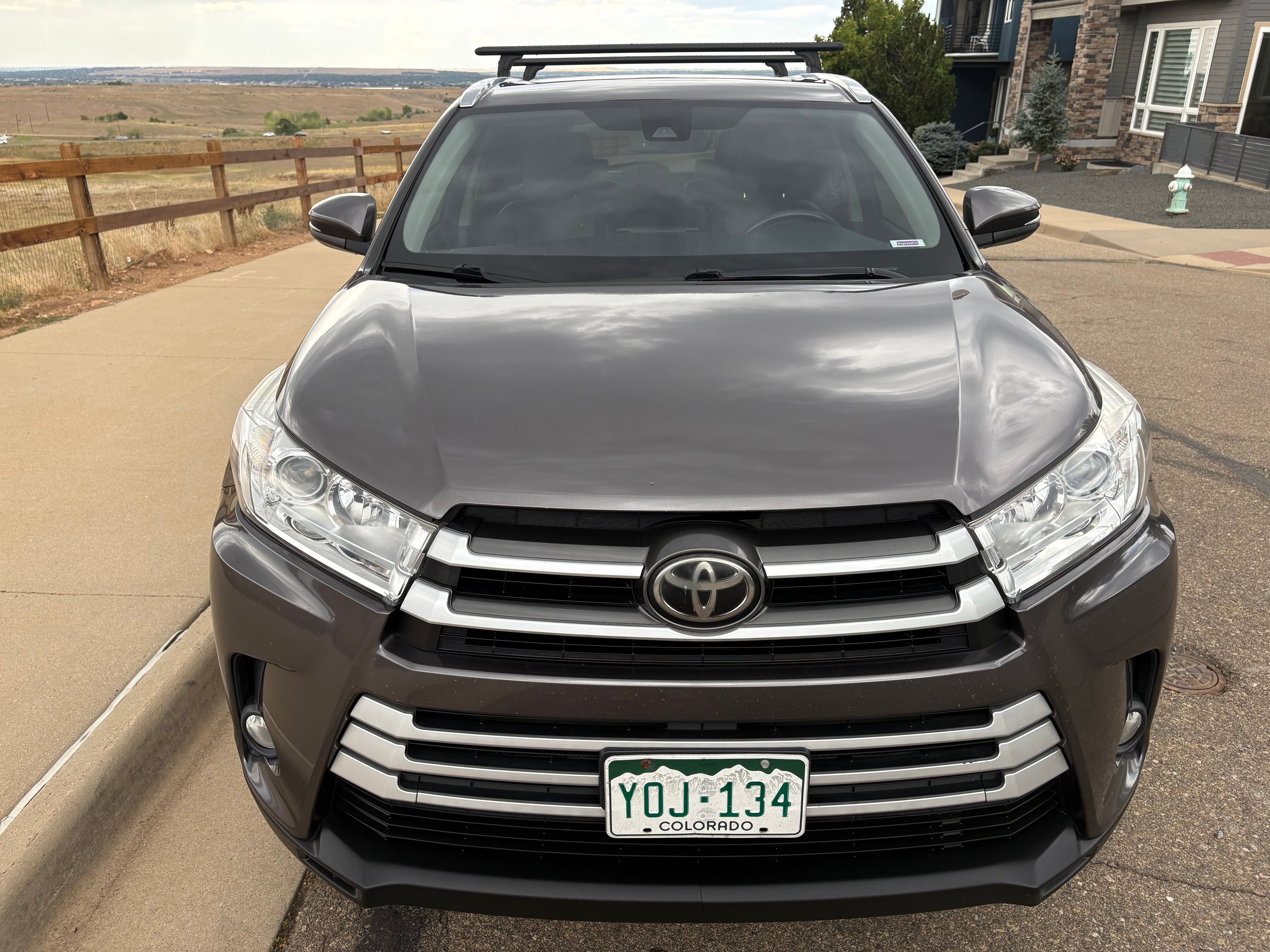 Used 2017 Toyota Highlander XLE AWD/4WD image 11