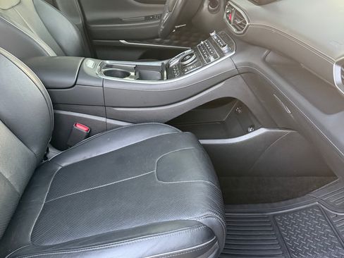 Used 2021 Hyundai Santa Fe Limited image 8