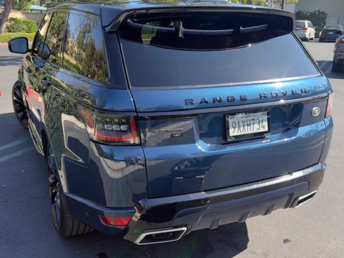 Used 2022 Land Rover Range Rover Sport HST image 2