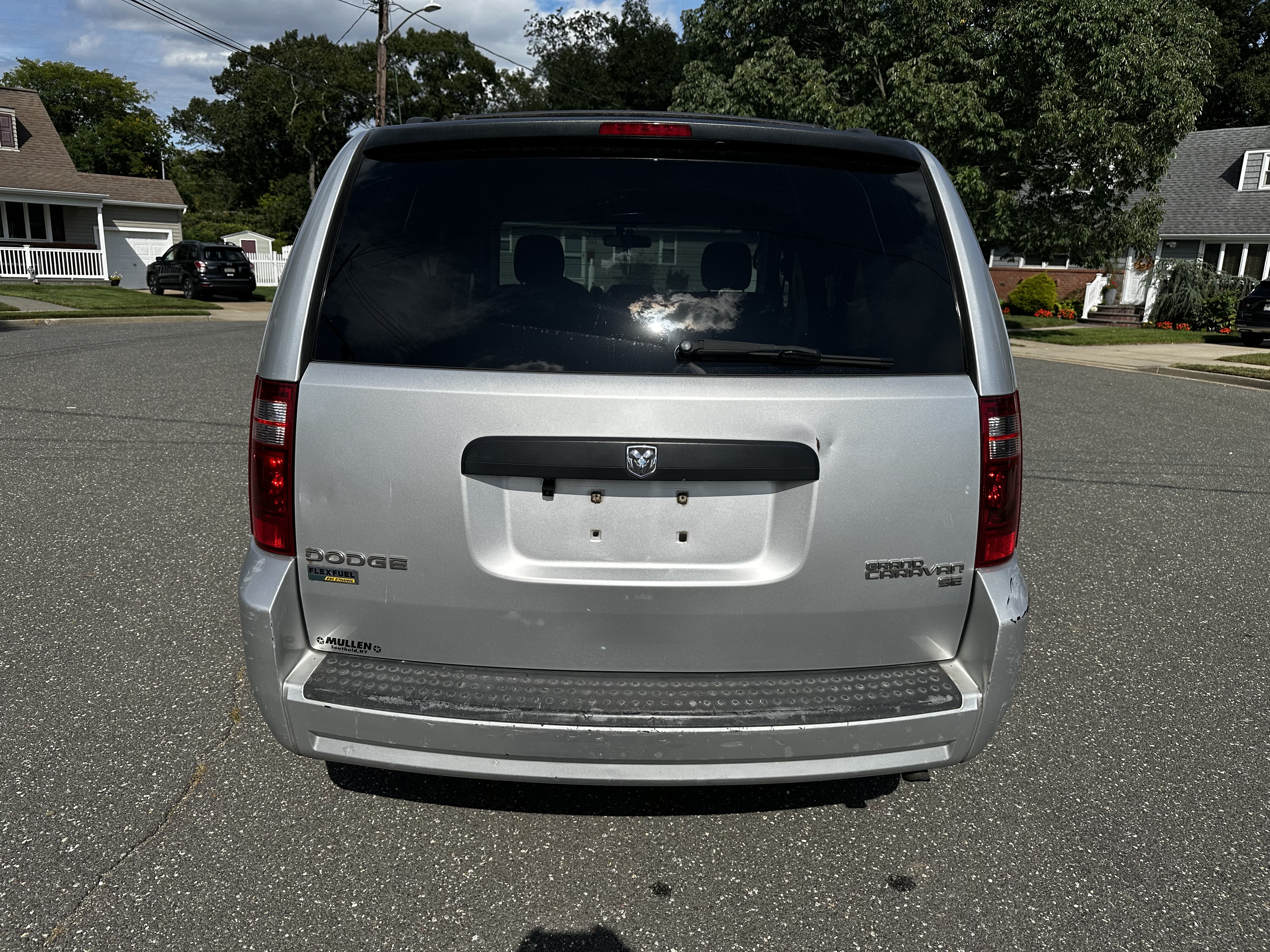 Used 2010 Dodge Grand Caravan SE FWD image 22
