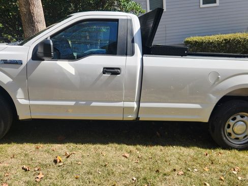 Used 2019 Ford F150 XL image 2