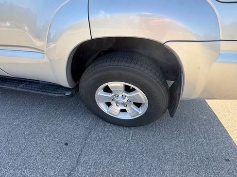 Used 2008 Toyota 4Runner Sport image 16