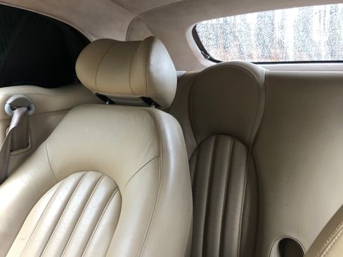 Used 2002 Jaguar XK8 Convertible image 15