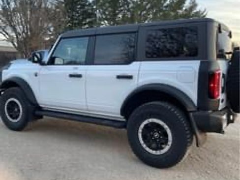 Used 2023 Ford Bronco Big Bend w/ Sasquatch Package image 4