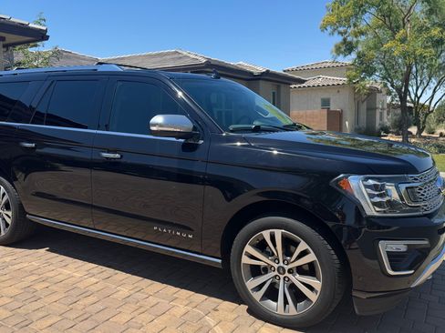 Used 2020 Ford Expedition Max Platinum AWD/4WD image 2