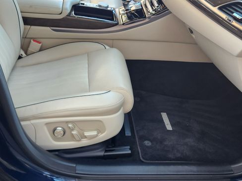 Used 2018 Genesis G90 5.0 Ultimate image 16