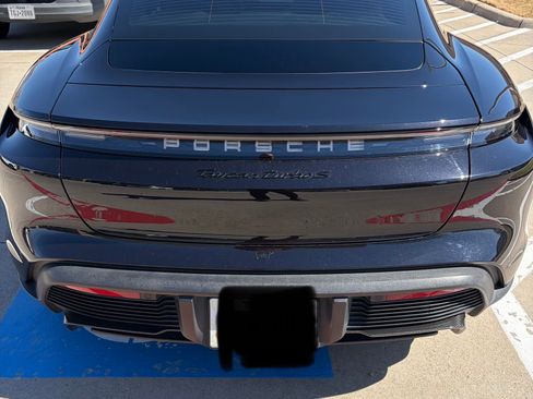 Used 2020 Porsche Taycan Turbo S image 15