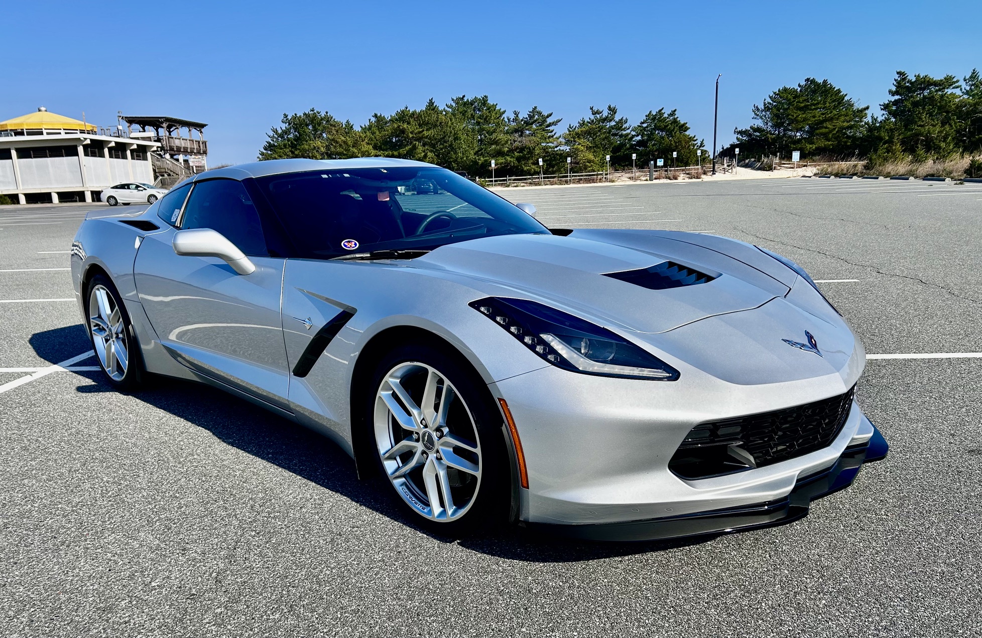 Used 2014 Chevrolet Corvette Stingray Coupe w/ 3LT Preferred Equipment Group RWD image 2