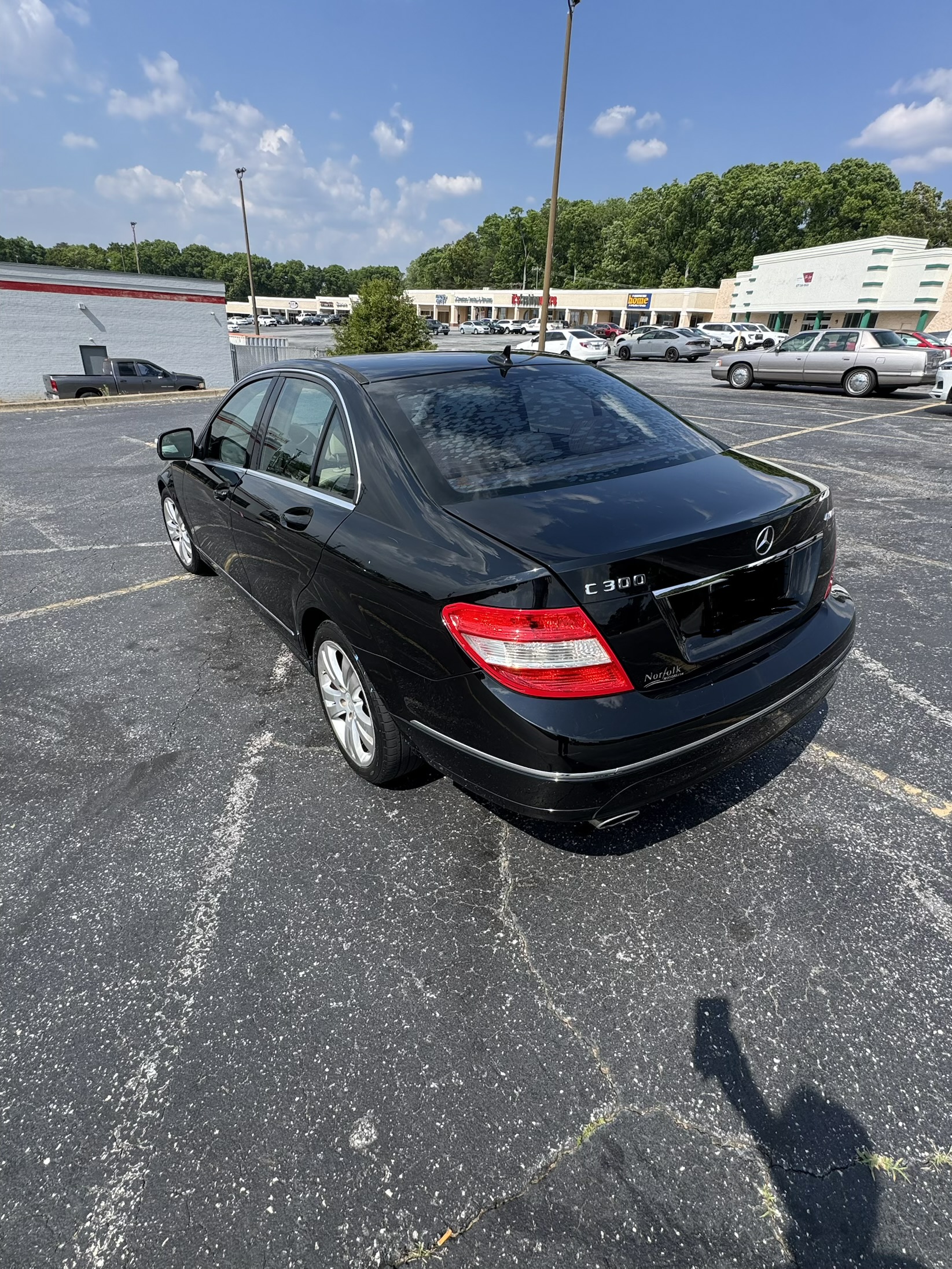 Used 2009 Mercedes-Benz C 300 4MATIC Sedan image 2