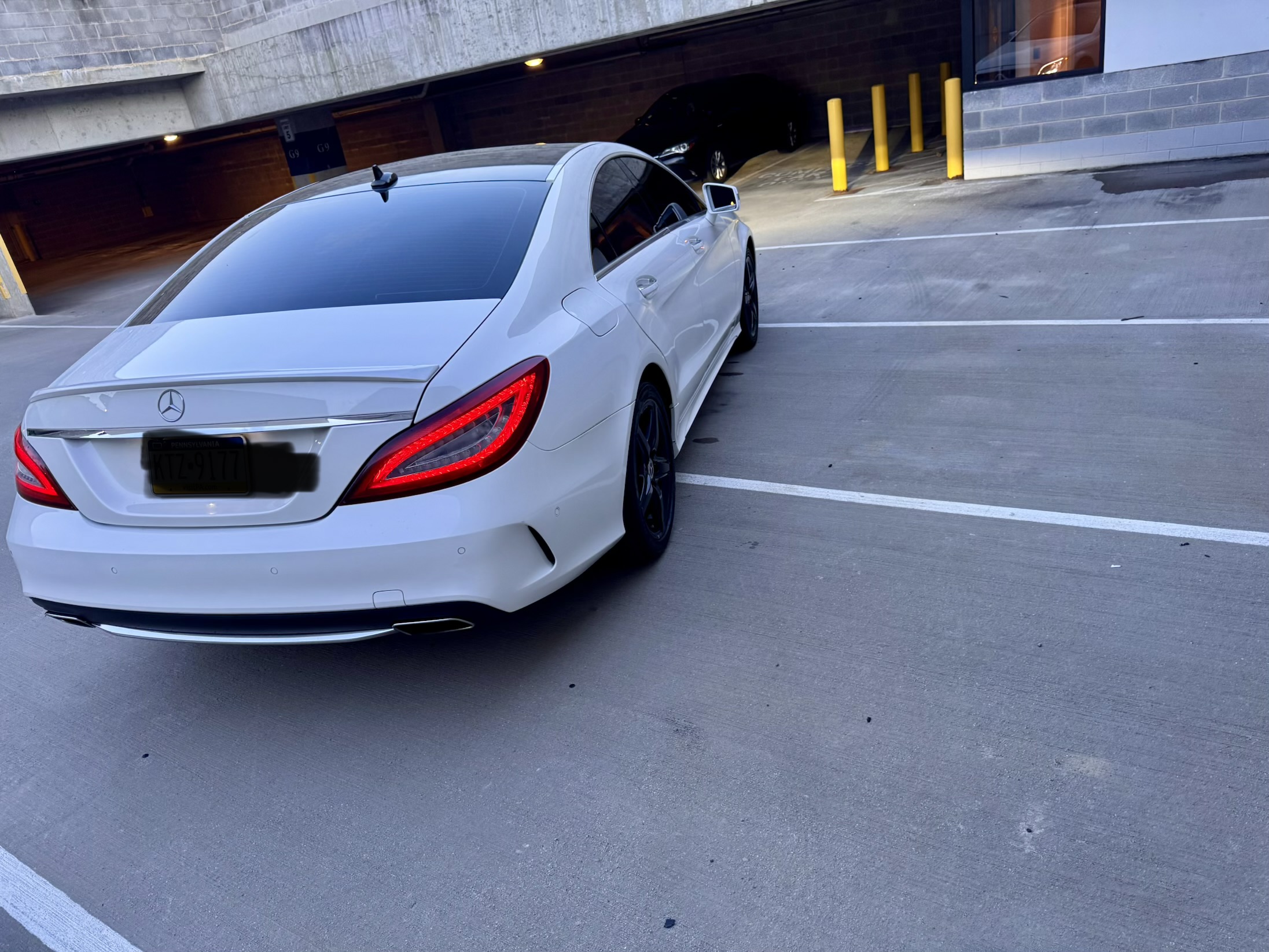 Used 2015 Mercedes-Benz CLS 550 4MATIC image 5