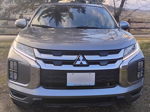 Used 2021 Mitsubishi Outlander Sport SE image 8