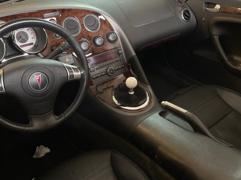 Used 2007 Pontiac Solstice Convertible w/ Premium Package image 14