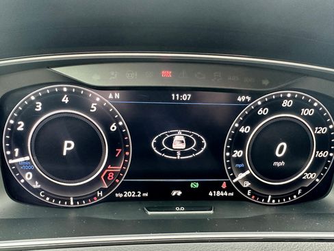 Used 2019 Volkswagen Golf 4-Door image 9