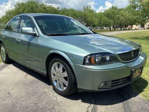 Used 2004 Lincoln LS RWD image 1