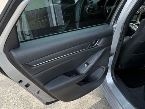 Used 2021 Honda Accord Sport image 23