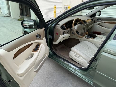 Used 2000 Jaguar S-TYPE 3.0 image 13