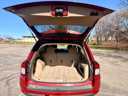 Used 2014 Jeep Compass Sport w/ Power Value Group image 9