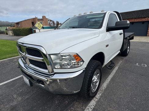 Used 2018 RAM 2500 Tradesman w/ Chrome Appearance Group AWD/4WD image 5