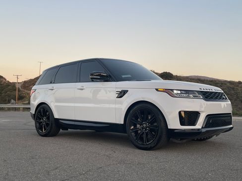 Used 2022 Land Rover Range Rover Sport HSE Silver Edition image 6