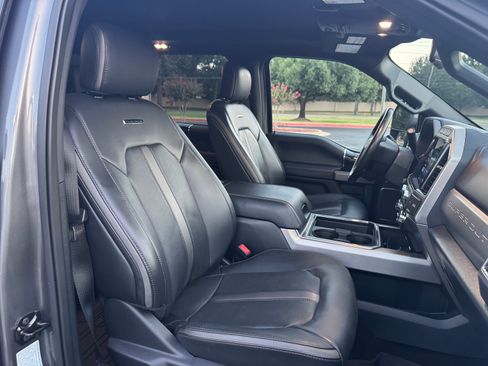 Used 2022 Ford F350 Platinum AWD/4WD image 22