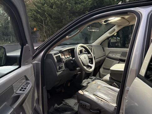 Used 2007 Dodge Ram 2500 Truck SLT RWD image 9