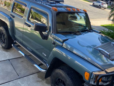 Used 2007 HUMMER H3 Luxury image 1