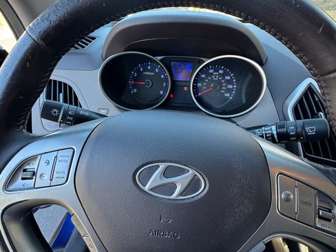 Used 2012 Hyundai Tucson GLS image 4