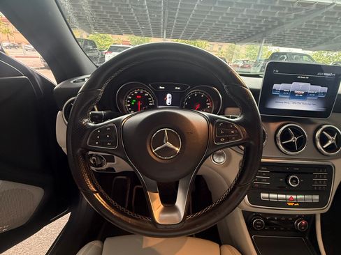 Used 2018 Mercedes-Benz CLA 250 image 12