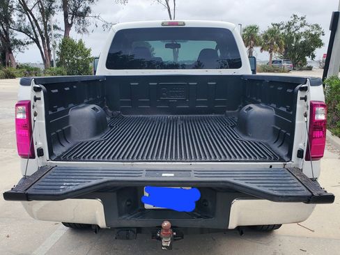 Used 2010 Ford F250 XLT image 9