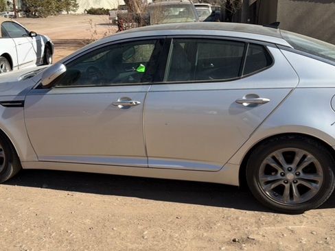 Used 2013 Kia Optima EX w/ Premium Pkg image 6