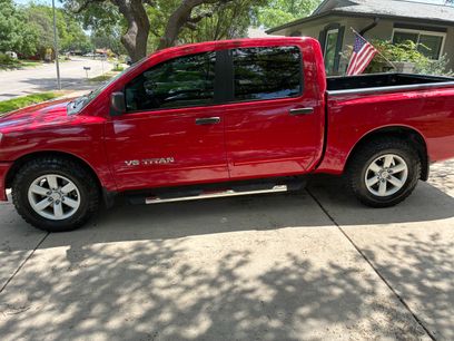 Used 2010 Nissan Titan SE w/ SE Value Truck Pkg