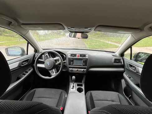 Used 2015 Subaru Outback 2.5i AWD/4WD image 10