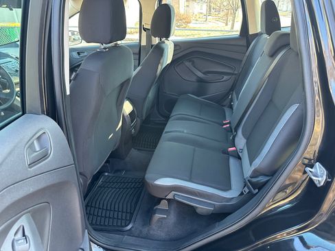 Used 2014 Ford Escape S image 9