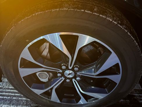 Used 2021 Ford Mustang Mach-E Premium image 12