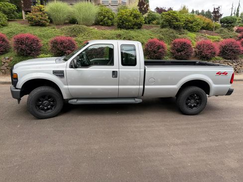 Used 2008 Ford F250 XL AWD/4WD image 1