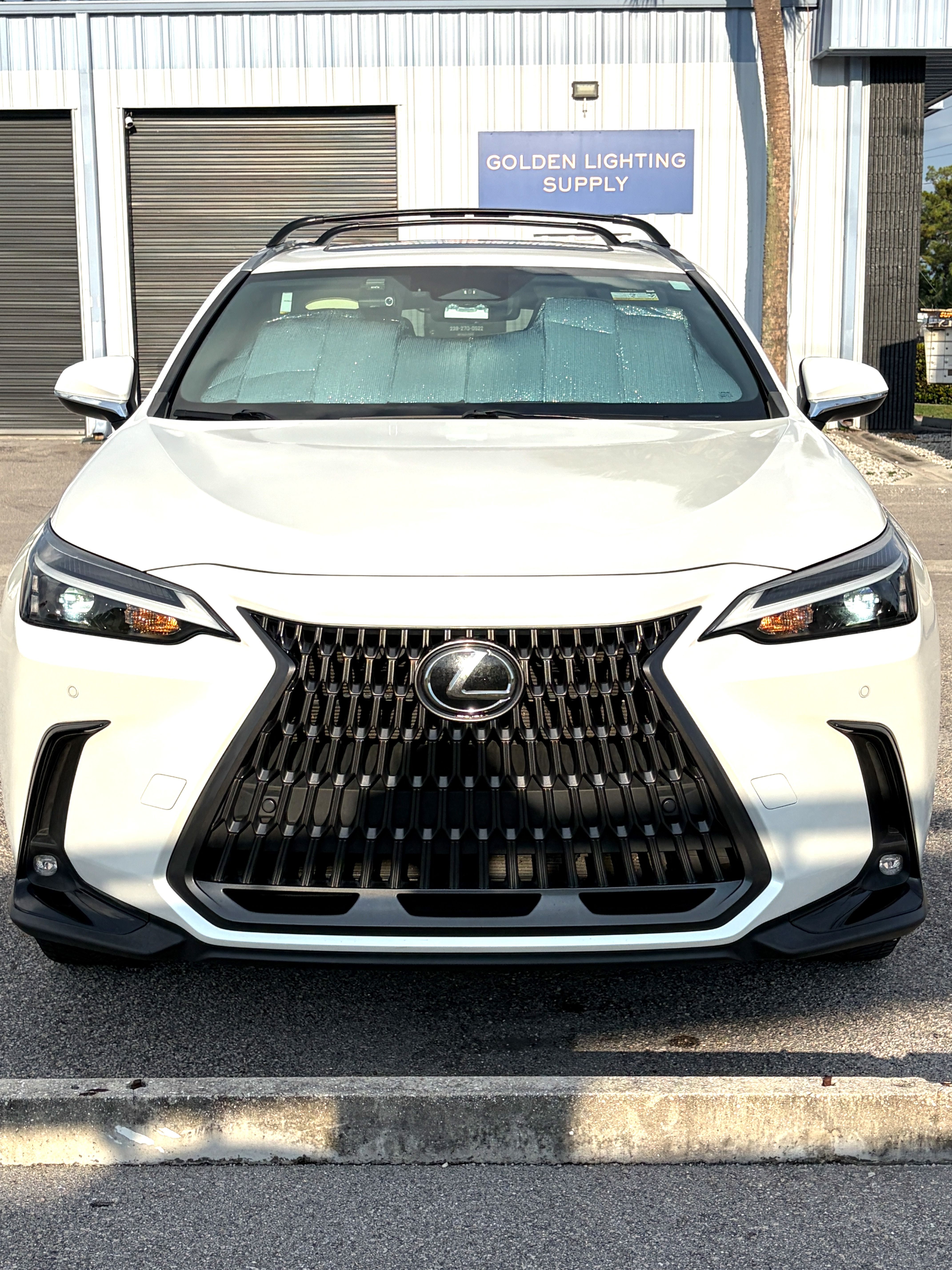 Used 2025 Lexus NX 350h AWD w/ Premium Package image 4