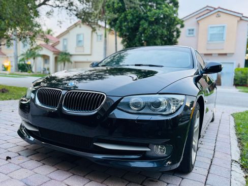 Used 2011 BMW 335i Coupe image 6