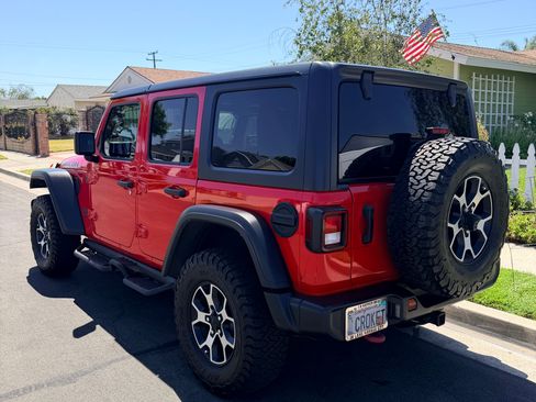 Used 2021 Jeep Wrangler Unlimited Rubicon AWD/4WD image 5