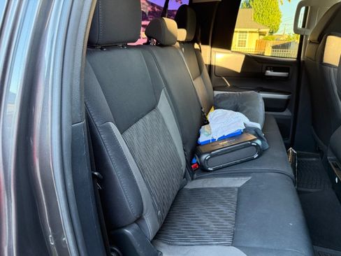 Used 2015 Toyota Tundra SR5 image 8