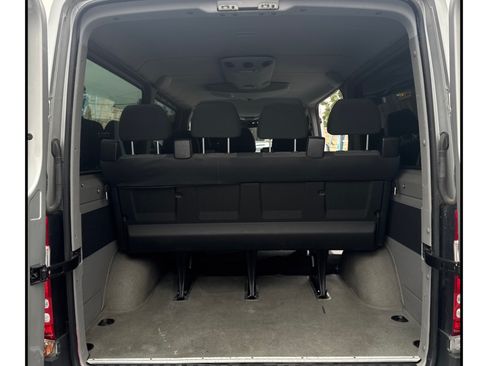 Used 2012 Mercedes-Benz Sprinter 2500 image 12