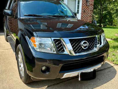 Used 2011 Nissan Pathfinder LE w/ Navigation Pkg