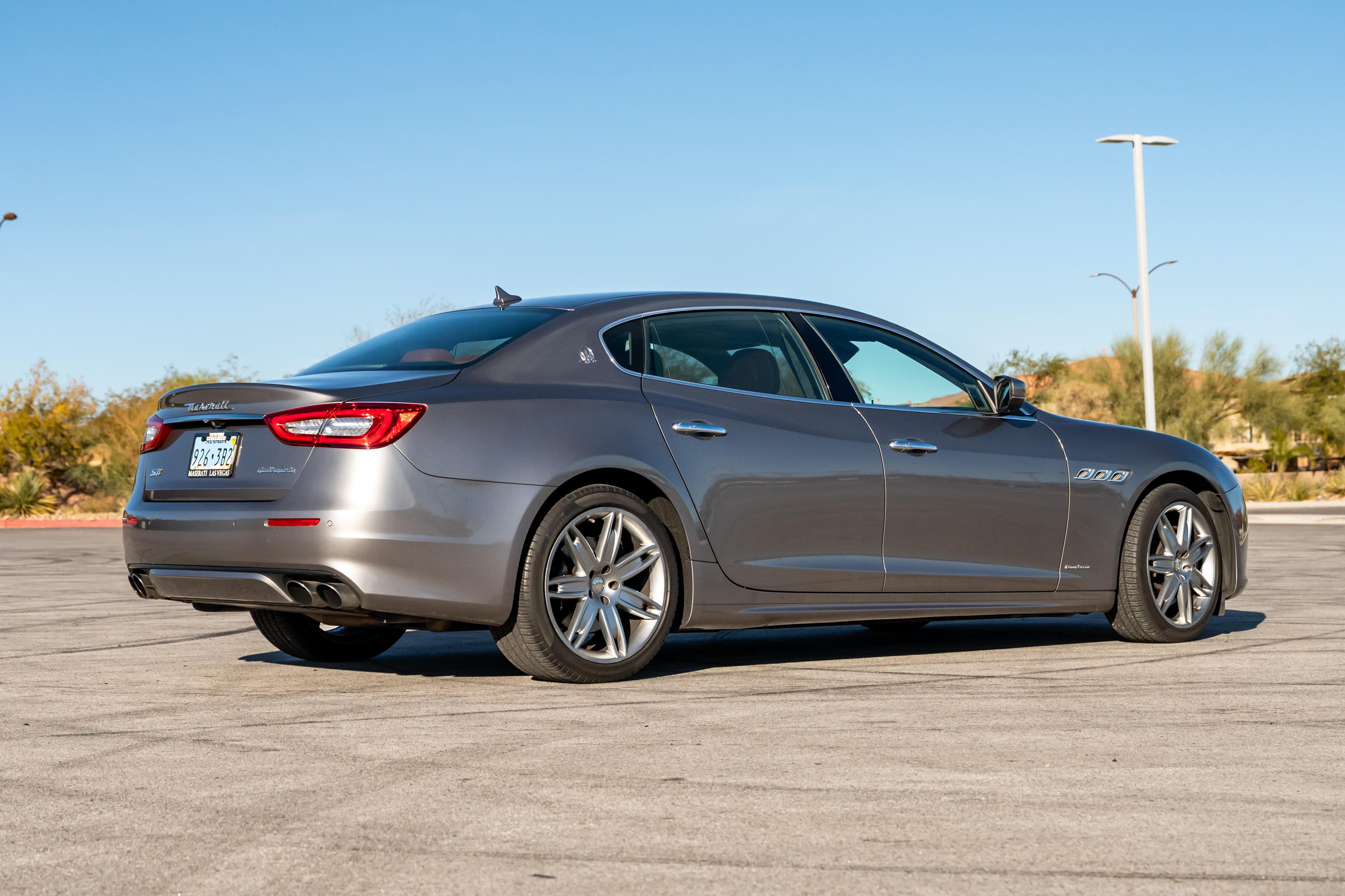 Used 2017 Maserati Quattroporte S GranLusso Q4 AWD/4WD image 5