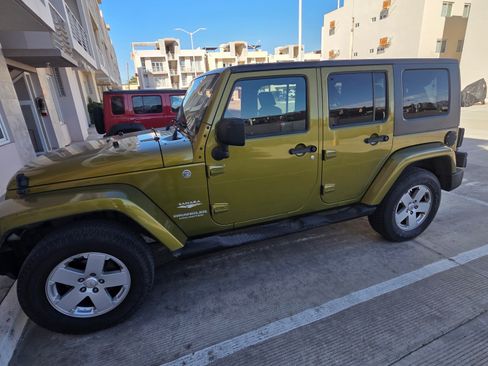 Used 2007 Jeep Wrangler Unlimited Sahara w/ Trailer Tow Group image 2