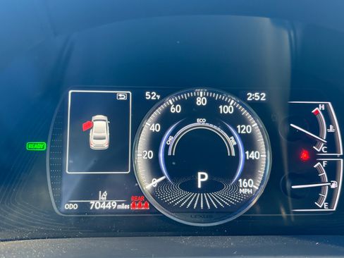 Used 2019 Lexus ES 300h 300h Luxury Sedan 4D image 12