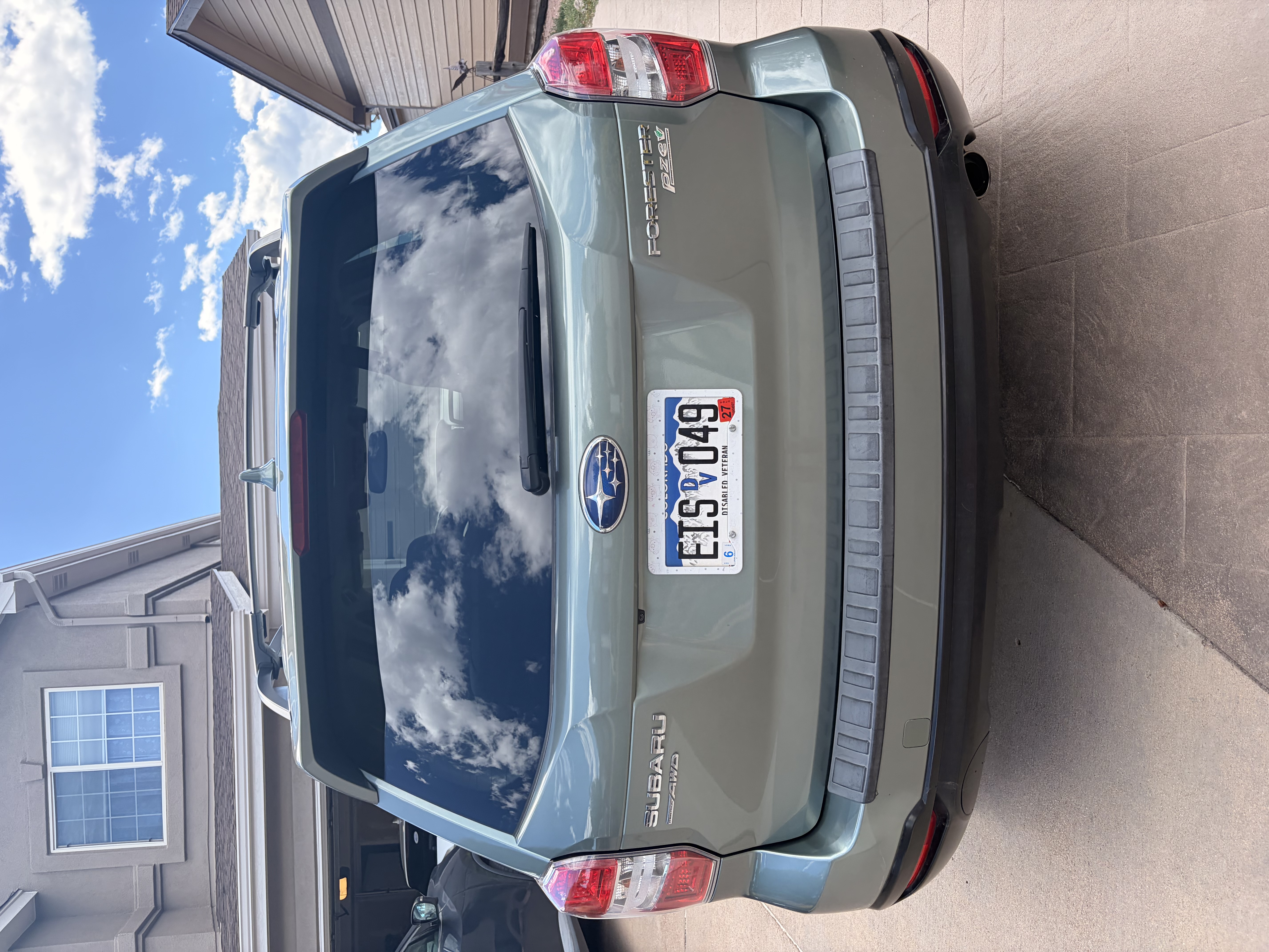 Used 2016 Subaru Forester 2.5i Limited AWD/4WD image 4