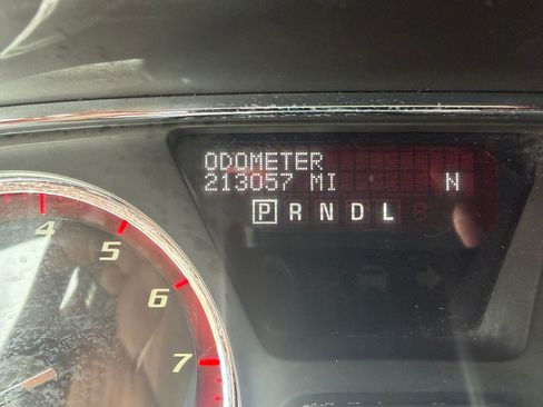 Used 2014 GMC Acadia Denali image 10