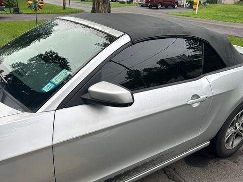 Used 2014 Ford Mustang Premium image 6